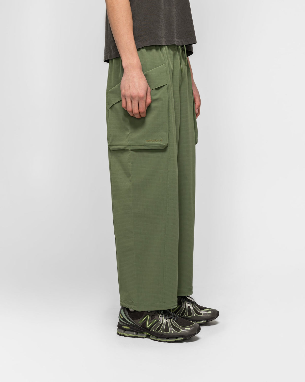Men's Pants - Multi - Cropped Cargo Pant - Utility