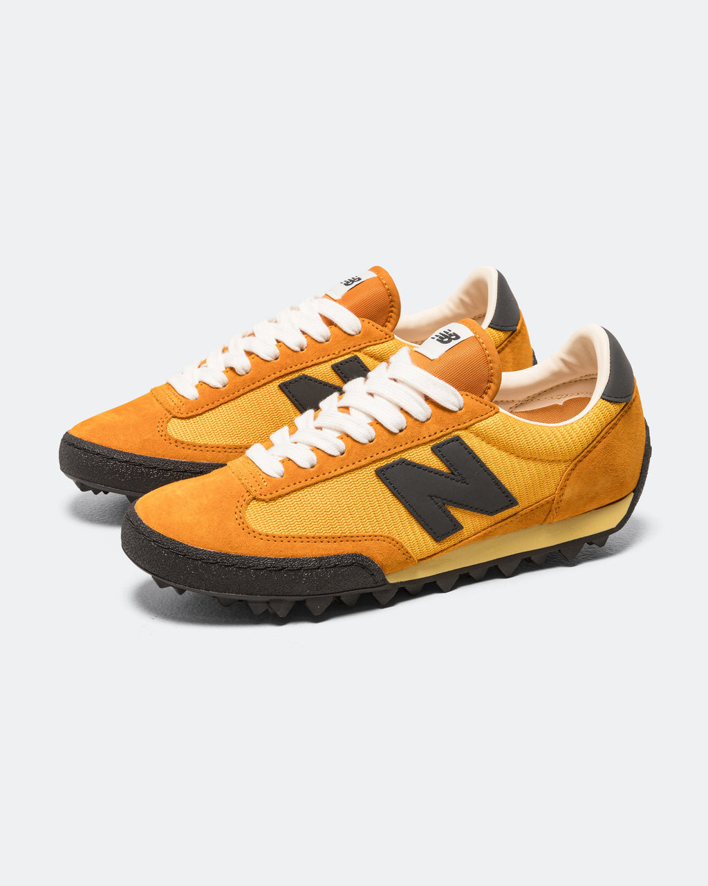 Unisex Suede Lifestyle Sneakers - Yellow - UGTR6ZD