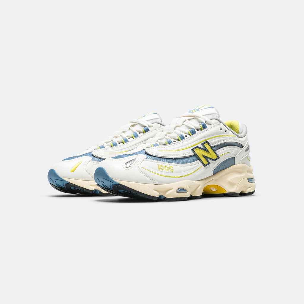 Unisex 1000 Lifestyle Sneakers - White - M1000CA