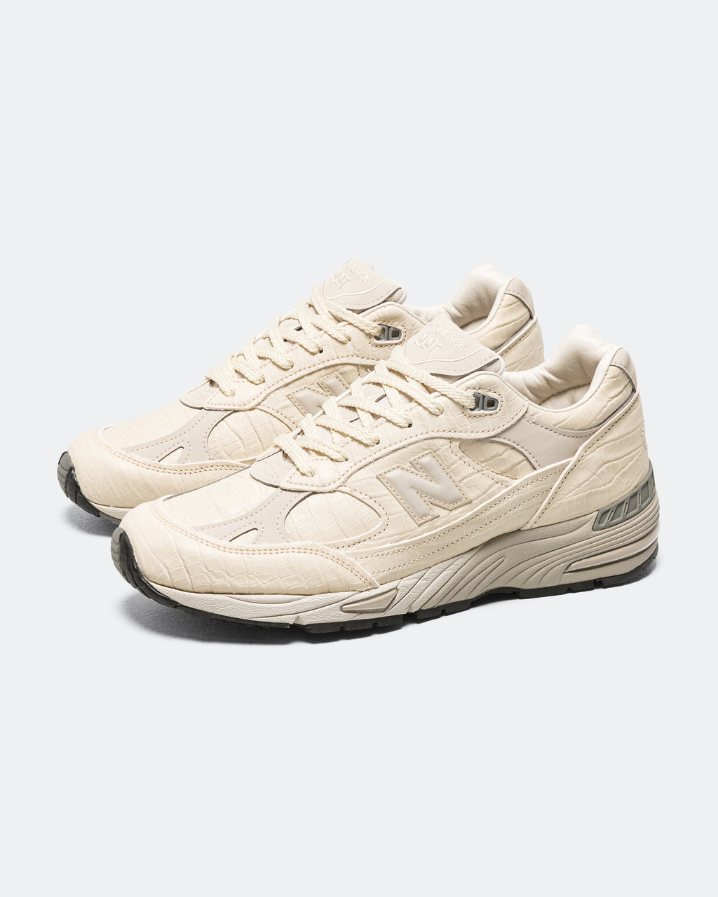 Unisex 991 Leather Lifestyle Sneakers - White - M991CR1