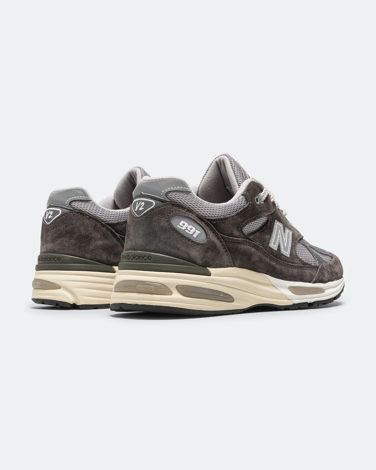 Unisex 991v2 Suede & Mesh Lifestyle Sneakers - Grey - U991RG2