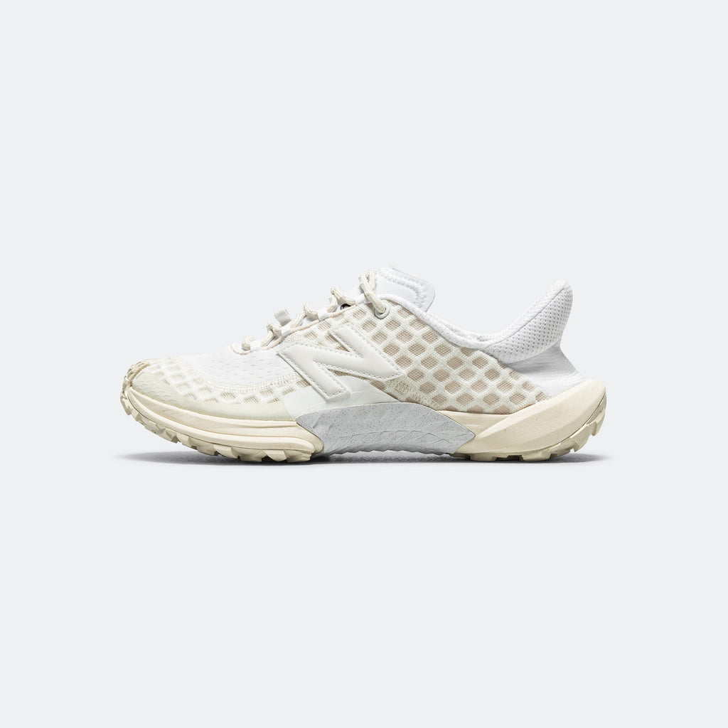 Men's Mesh Lifestyle Sneakers - White - MTM10LEC