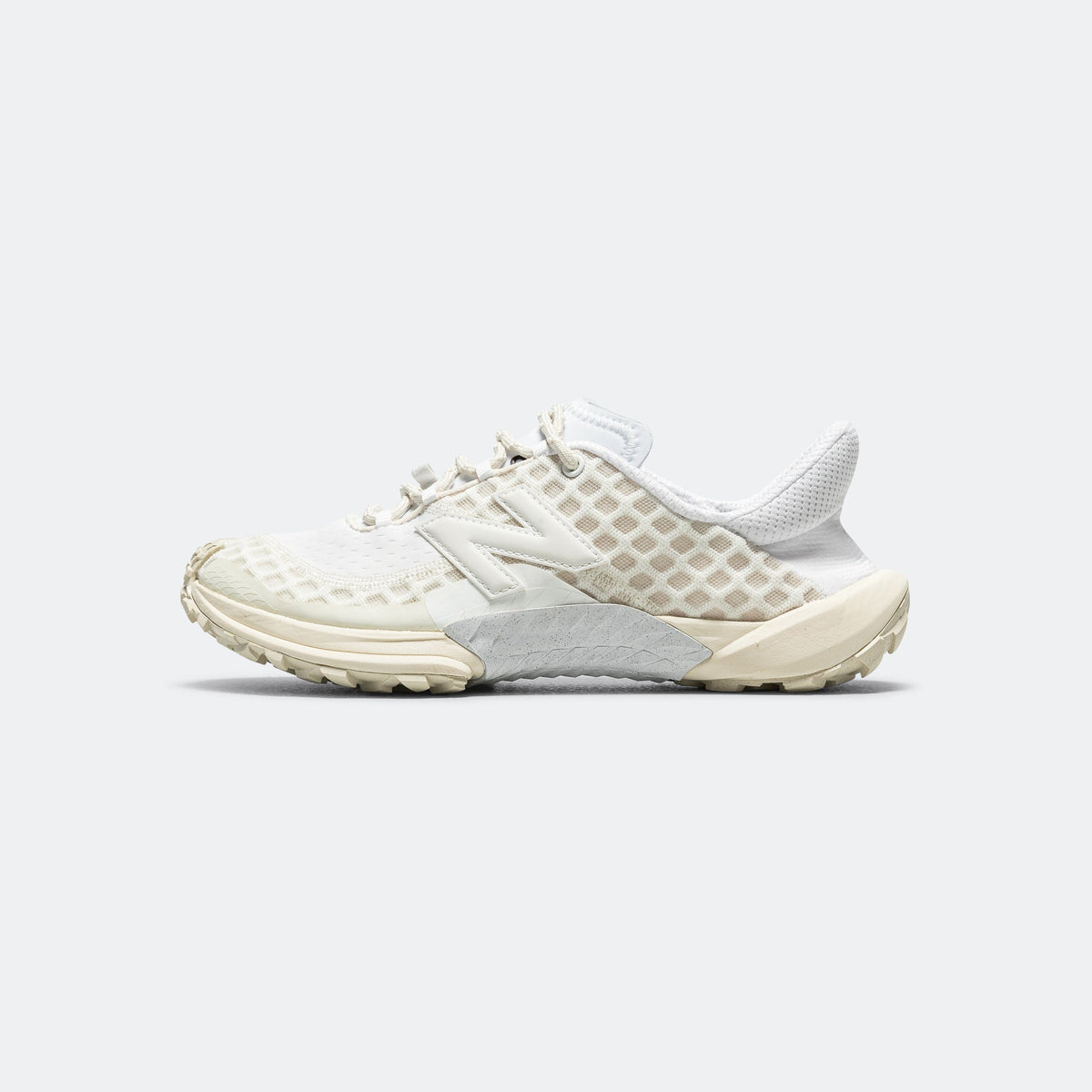 Men's Mesh Lifestyle Sneakers - White - MTM10LEC