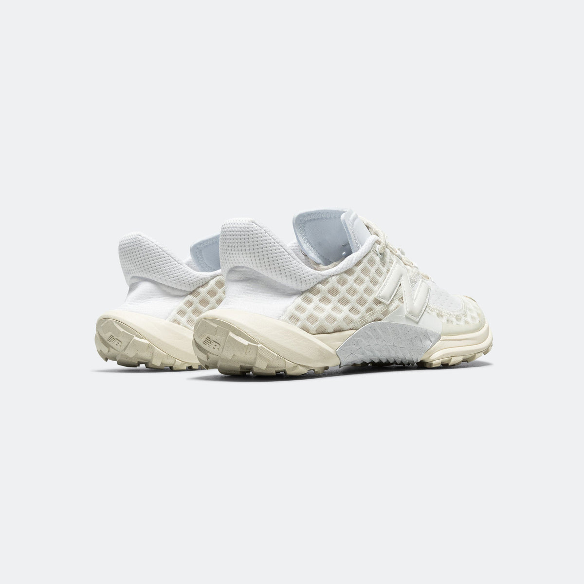 Men's Mesh Lifestyle Sneakers - White - MTM10LEC