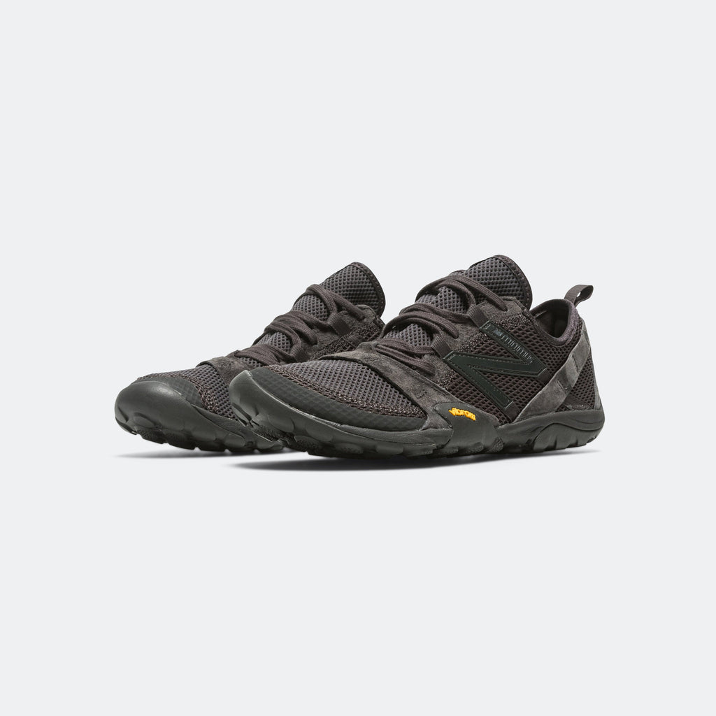 Men's Lifestyle Sneakers - Black - MT10OAC
