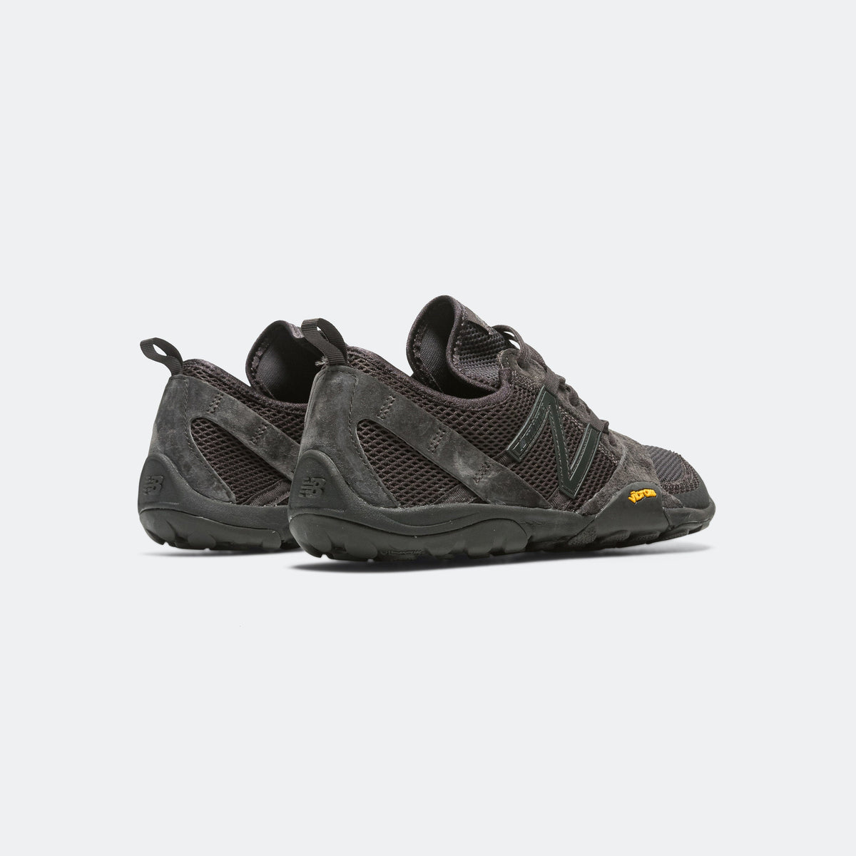 Men's Lifestyle Sneakers - Black - MT10OAC