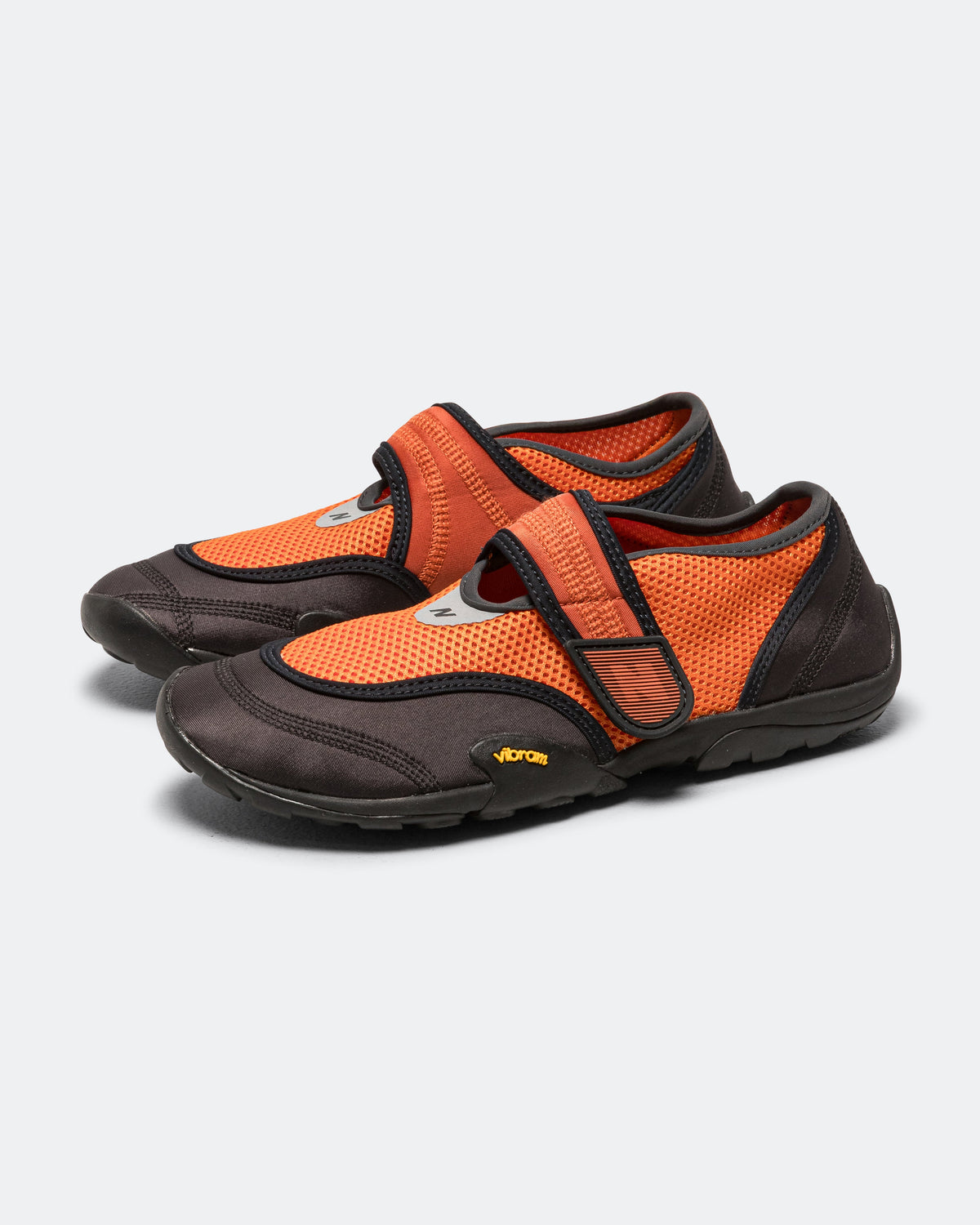Men's Mesh Lifestyle Sneakers - Brown - MT27XK