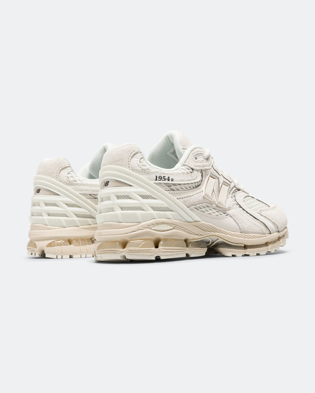 Unisex 2002 Suede & Mesh Lifestyle Sneakers - U19541R3