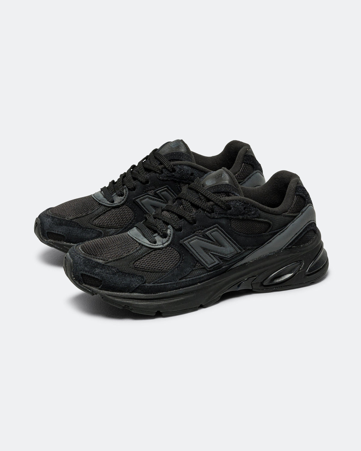 Unisex Suede & Mesh Lifestyle Sneakers - Black - U2010ACB