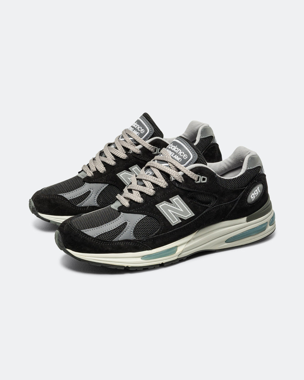 Unisex 991v2 Suede & Mesh Lifestyle Sneakers - Black - U991BK2