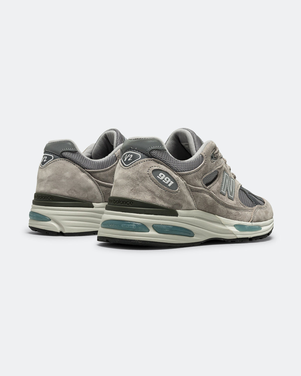 Unisex 991v2 Suede & Mesh Lifestyle Sneakers - Grey - U991GL2