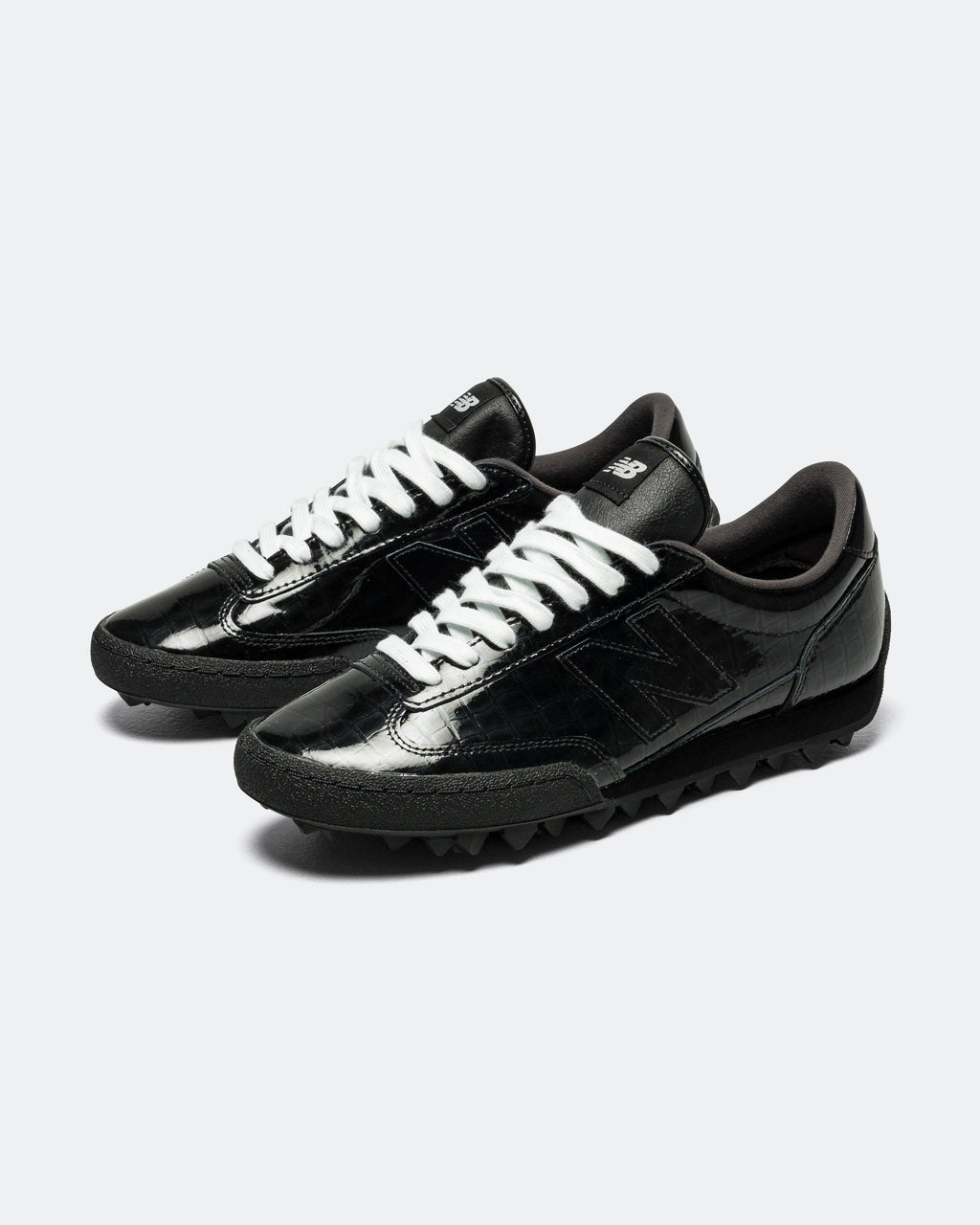 Unisex Leather Lifestyle Sneakers - Black - UGTR2SV