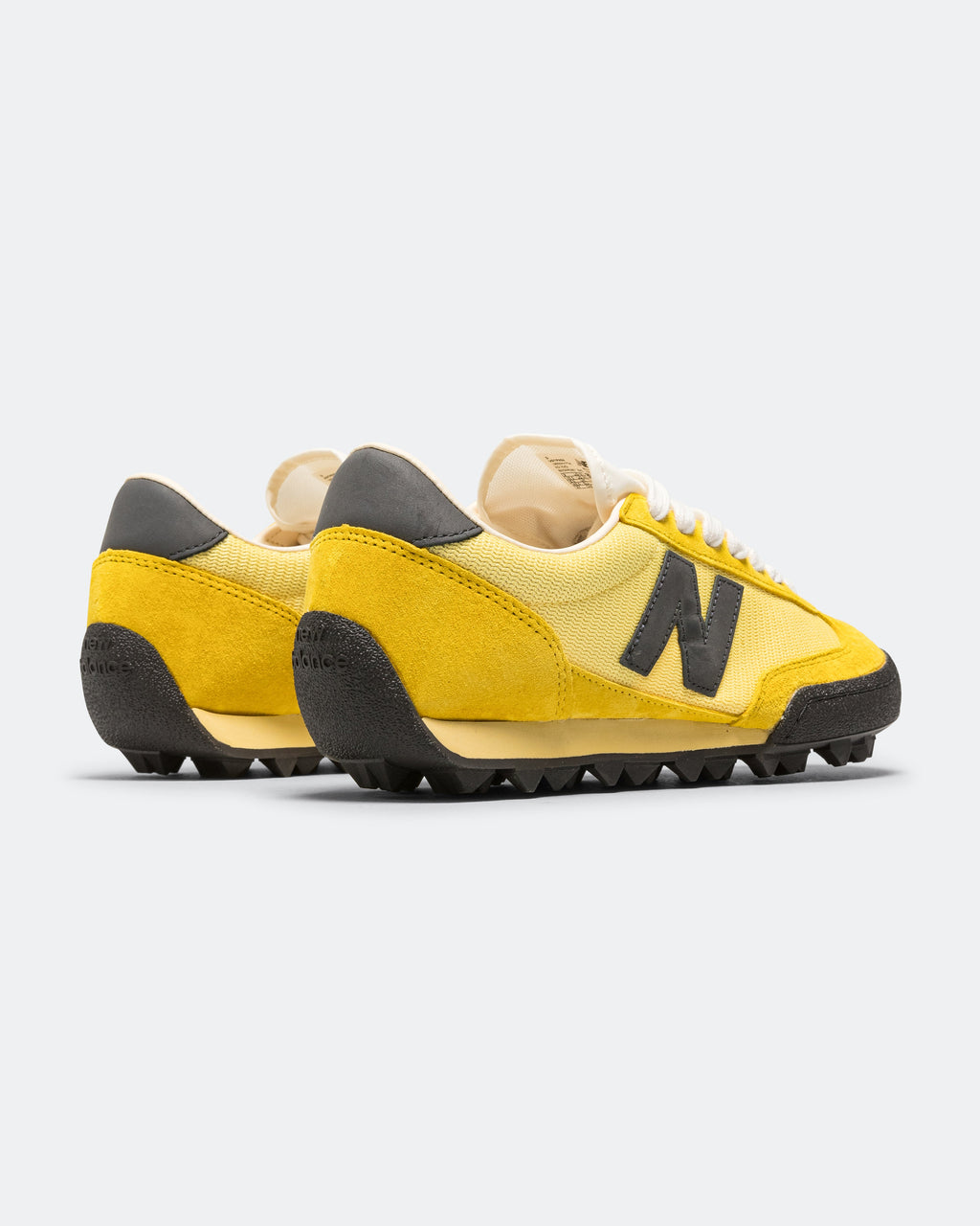 Unisex Suede & Mesh Lifestyle Sneakers - Yellow - UGTR9SR
